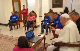  pope_francis_interacting_with_the_french_association_lazare_on_may_29_2020.jpeg