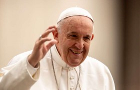  Pope_francis_to_malta.jpg