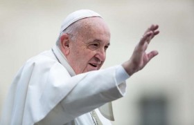 pope_francis_waves_to_pilgrims_in_st_peters_square_feb_26_2020_credit_daniel_ibanez_cna.jpg