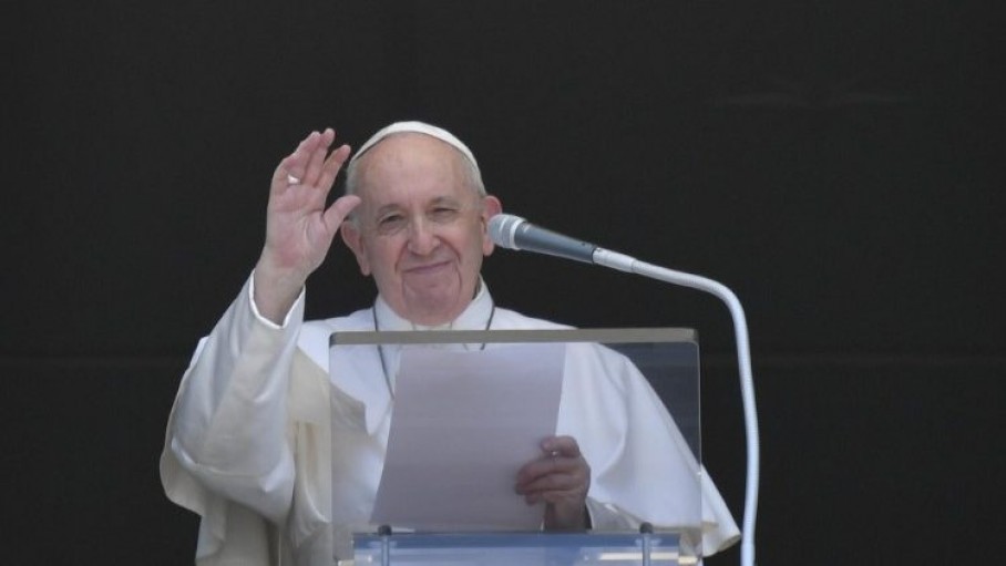  pope_francis_leads_the_angelus_on_sunday_vatican_media.jpeg
